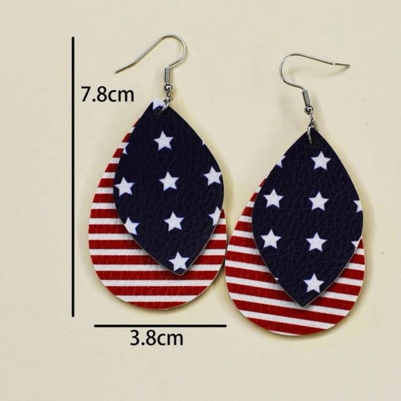 Stars & Stripes Water Drop Leaves Leather Earrings - Picture 3 of 4